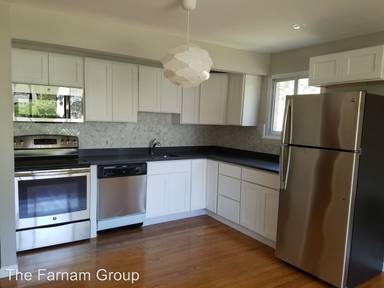 Main picture of 550 Whitney Ave