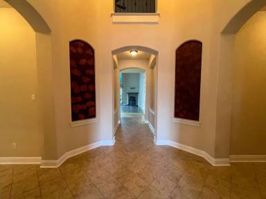 Main picture of 121 Whitley Dr