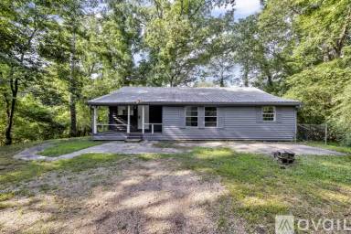 Main picture of 2204 Old Birmingham Hwy