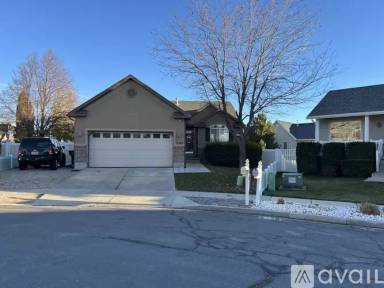 Main picture of 2918 N Curtis Ct