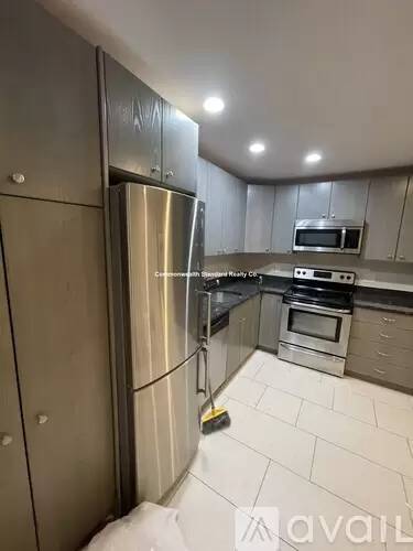 Main picture of 557 Columbus Ave