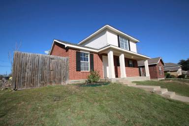 Main picture of 5036 Diaz Ave