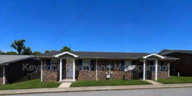 Main picture of 1375 Thompsonville Ln