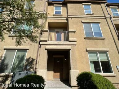 Main picture of 4564 Townwall St