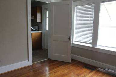 Main picture of 630 W 4th Ave