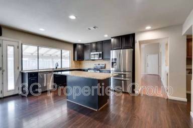 Main picture of 216 Park Meadow Way