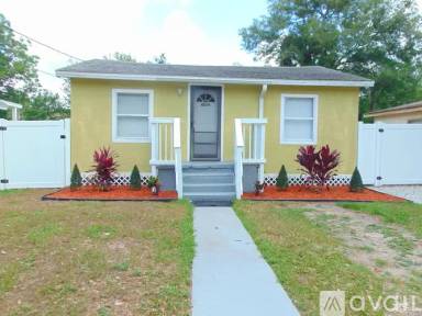 Main picture of 4214 E Palifox St