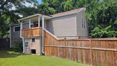 Main picture of 1204 McGavock Pike