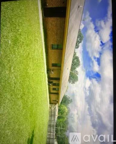Main picture of 1825 10th Ave N