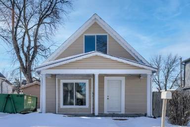 Main picture of 915 Avenue B