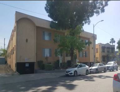 Main picture of 120 E Chestnut St