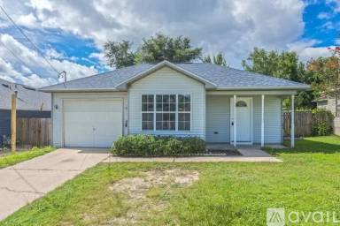 Main picture of 440 Apple Dr