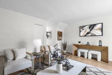 Main picture of Sussex Square Apartments