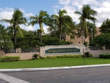 Main picture of 8700 SW 133rd Avenue Rd