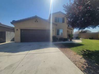 Main picture of 5617 Millington Ave