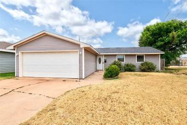 Main picture of 4802 S 6th St