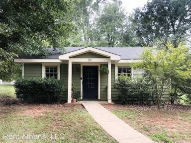 Main picture of 191 Water Oak St