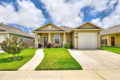 Main picture of 7425 Russ Ln