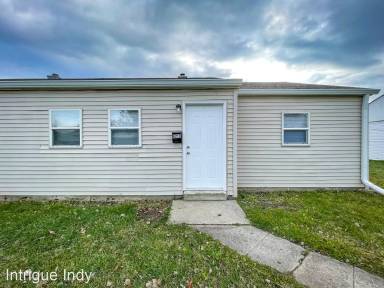 Main picture of 6261-6263 Commodore Dr