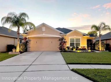 Main picture of 15643 Carina Dr