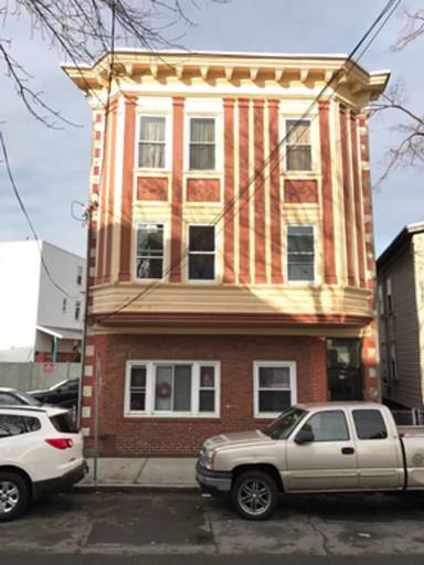 Main picture of 46 Shawmut St