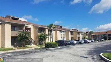 Main picture of 5023 Vineland Rd