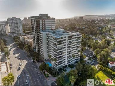 Main picture of Wilshire Holmby Condominiums