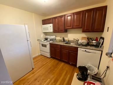 Main picture of 1039 Commonwealth Ave