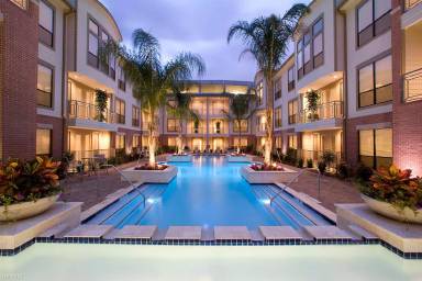 Main picture of 3735 Westheimer Rd