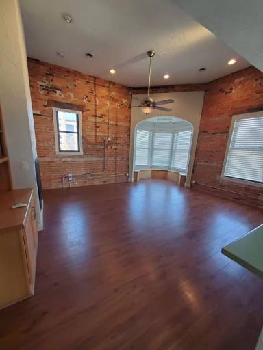 Main picture of 415 14th St