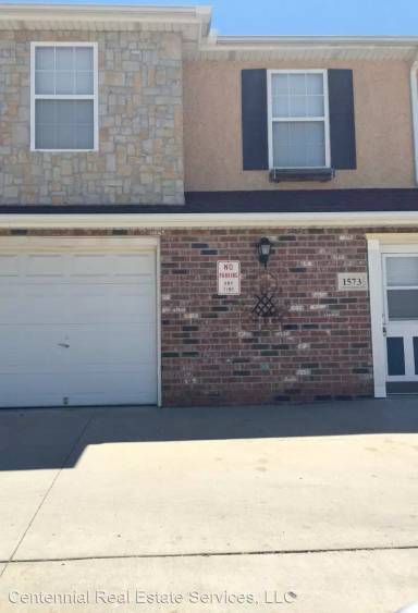 Main picture of 1573 E 120th St