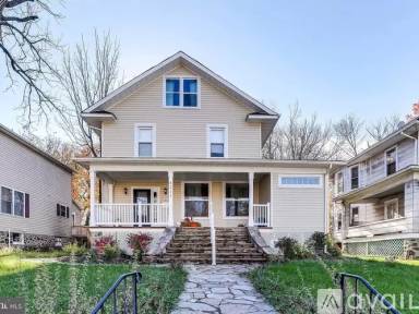 Main picture of 4311 W Forest Park Ave