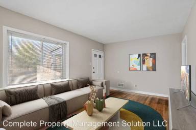 Main picture of 12132 Valencia Ave
