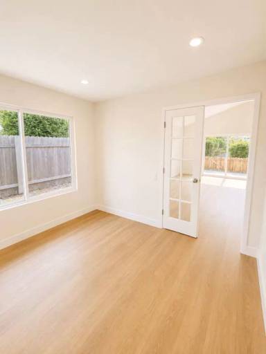 Main picture of 29572 Pelican Way