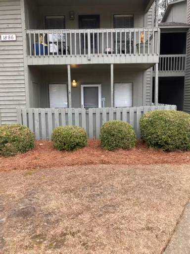 Main picture of 1886 Tryon Dr