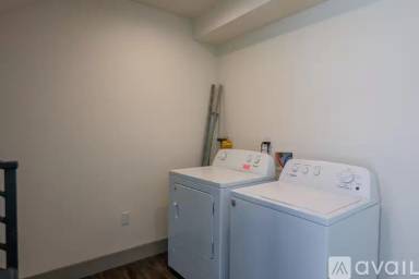 Main picture of 1208 W 25th St