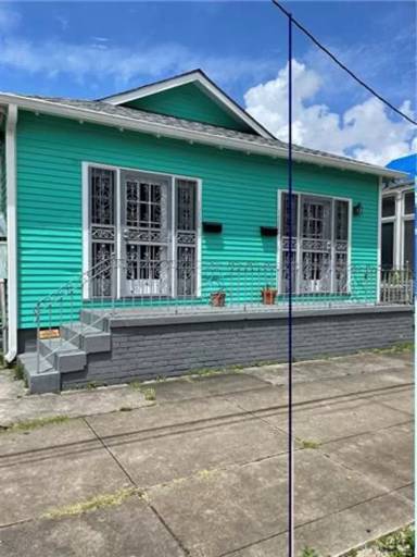 Main picture of 1202 Mandeville St