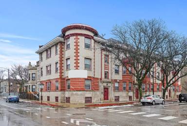 Main picture of 3548 W 15th St