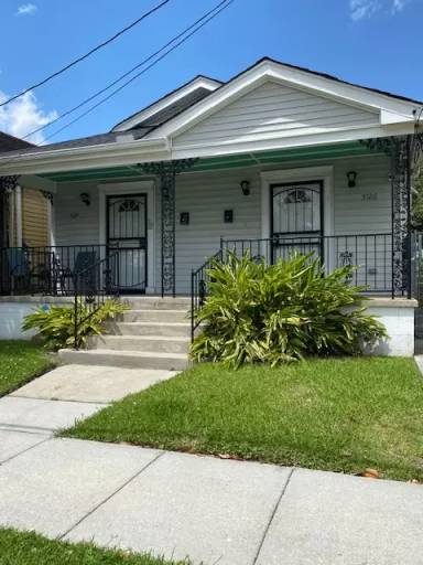 Main picture of 3526 Paris Ave