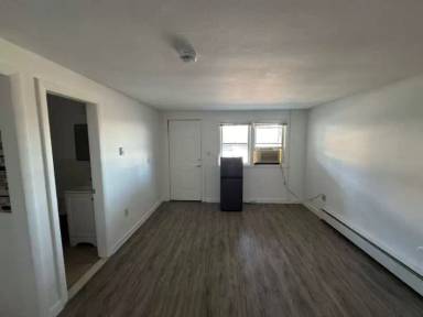 Main picture of 50 Stevens St