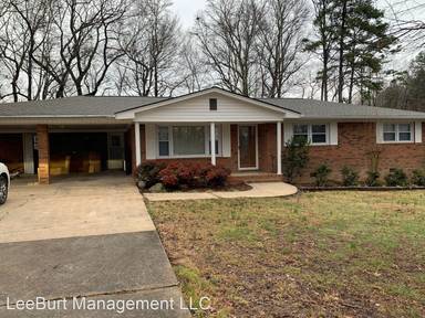Main picture of 2910 Greenwood Park Cir