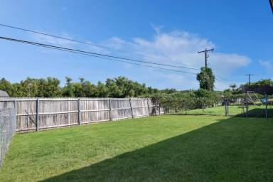 Main picture of 4502 Pennington Ave