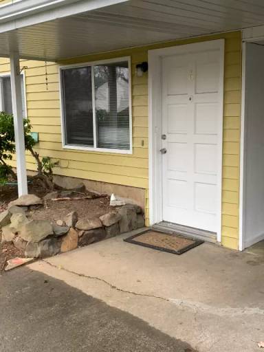 Main picture of 2755 NE Hogan Dr