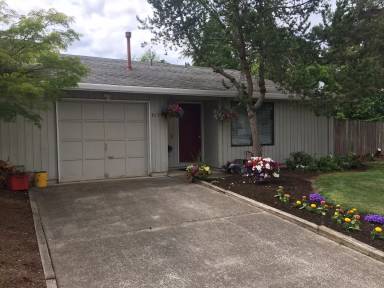 Main picture of 8115 SW 165th Ave