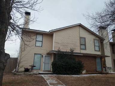 Main picture of 430 NE 115th St