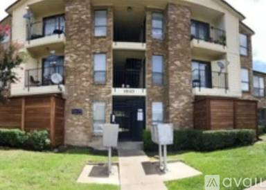 Main picture of 1810 N Garrett Ave