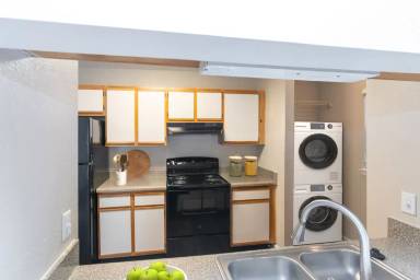 Main picture of Prosper Jackson