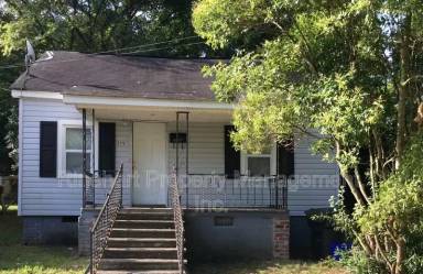 Main picture of 459 Fewell St