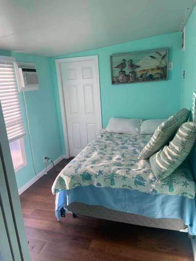 Main picture of 16299 San Carlos Blvd