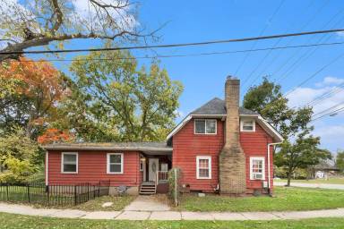 Main picture of 2301 S Martin Luther King Jr Blvd